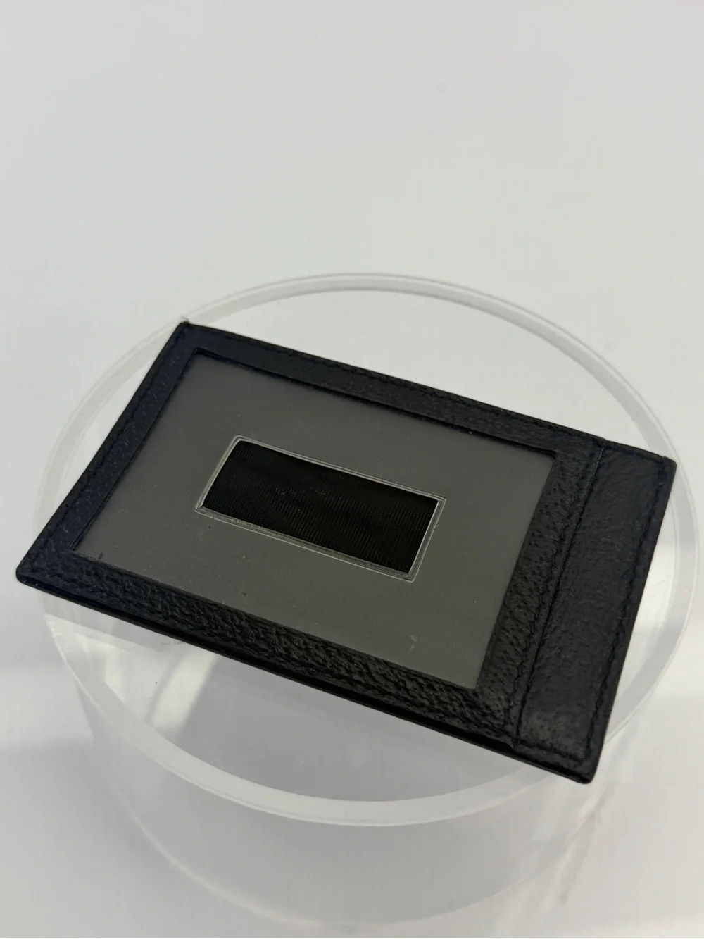 Gucci Black Leather ID Card Case Signature Stripe Window